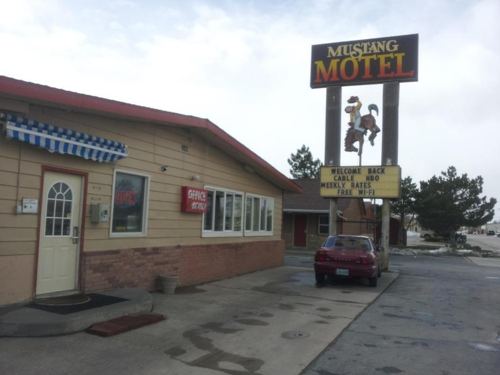 Mustang Motel Gillette Extérieur photo